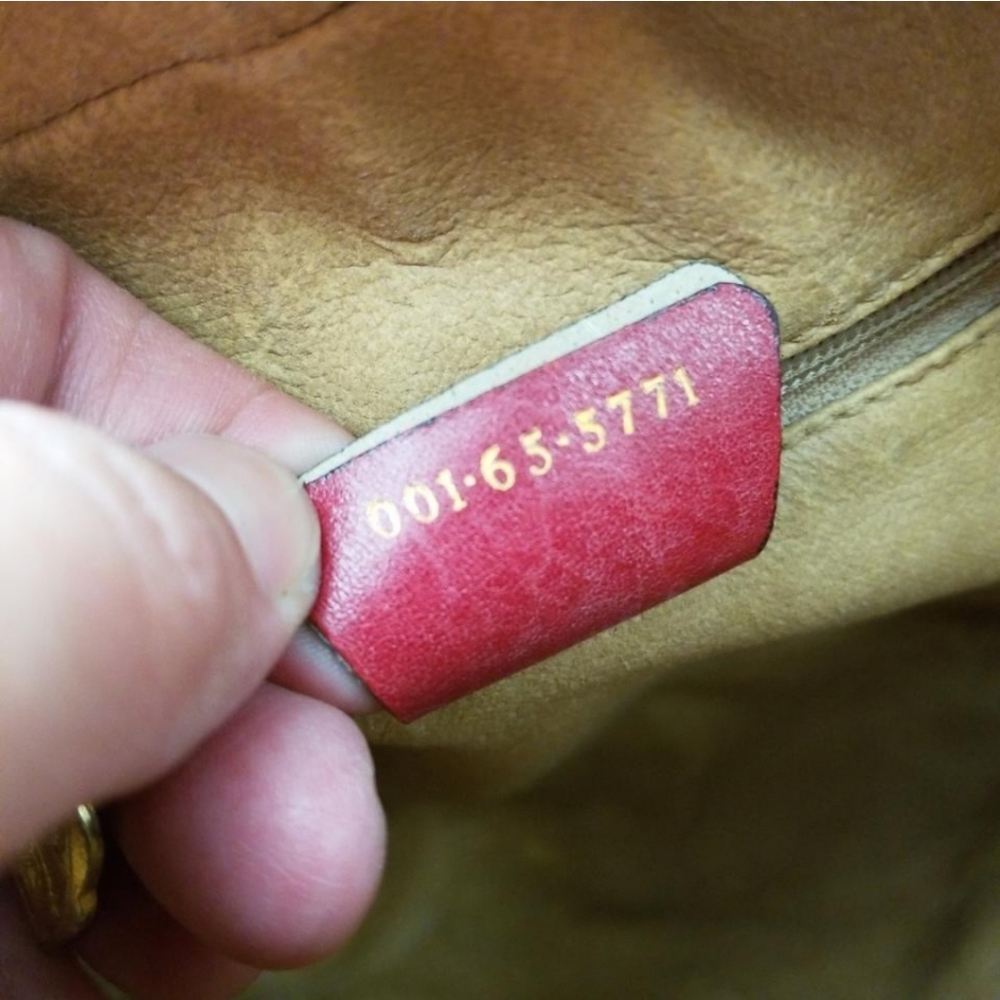 Authentic Vintage Gucci Shoulder Bag - Picture 7 of 12